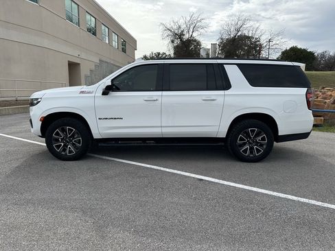 Used 2021 Chevrolet Suburban Z71 w/ Rear Media and Nav Package image 2