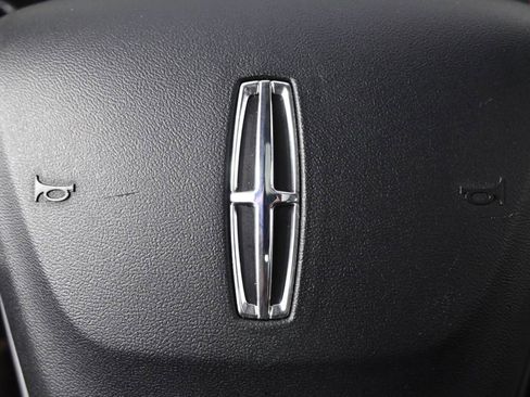 New 2026 Lincoln Corsair Premiere image 36