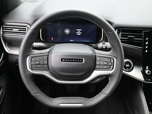 Used 2025 Jeep Wagoneer Series II image 22