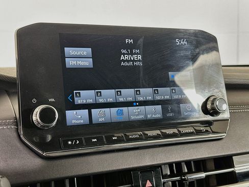 Used 2024 Mitsubishi Outlander SE AWD/4WD image 21