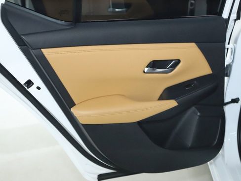 Certified 2023 Nissan Sentra SV w/ SV Premium Package image 13