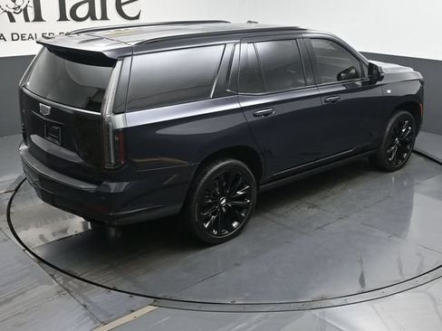 Used 2025 Cadillac Escalade Sport Platinum w/ LPO, ONYX Package AWD/4WD image 44