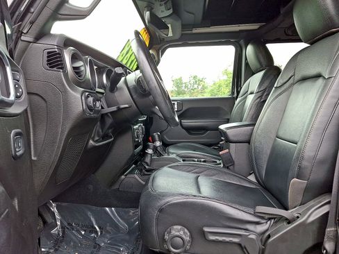 Used 2022 Jeep Wrangler Unlimited Sport AWD/4WD image 11