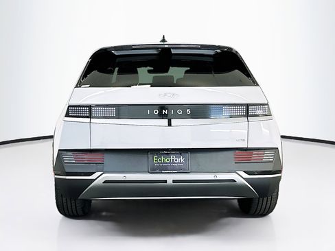 Used 2024 Hyundai Ioniq 5 SE image 7