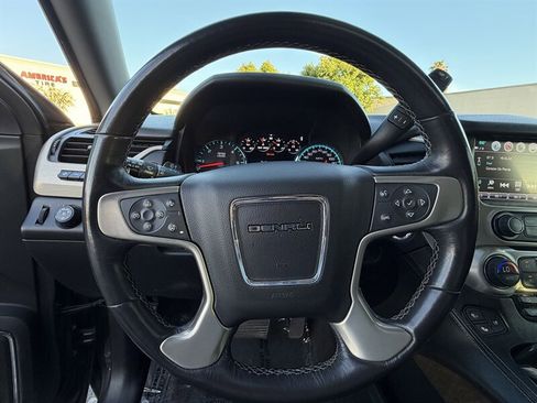 Used 2018 GMC Yukon XL Denali w/ Denali Ultimate Package image 41