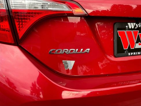 Used 2015 Toyota Corolla LE FWD image 23