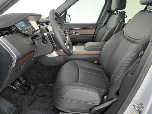 New 2026 Land Rover Range Rover SE image 10
