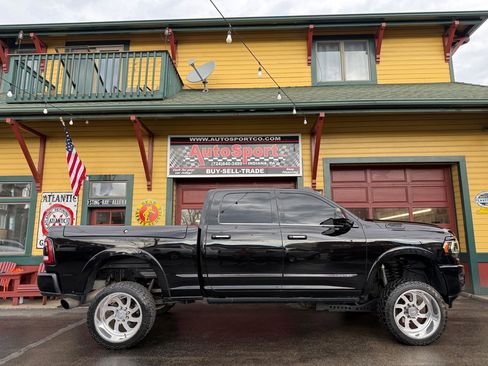 Used 2022 RAM 2500 Limited image 2