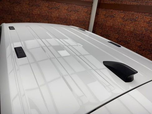 Used 2018 Chevrolet Equinox LT image 27