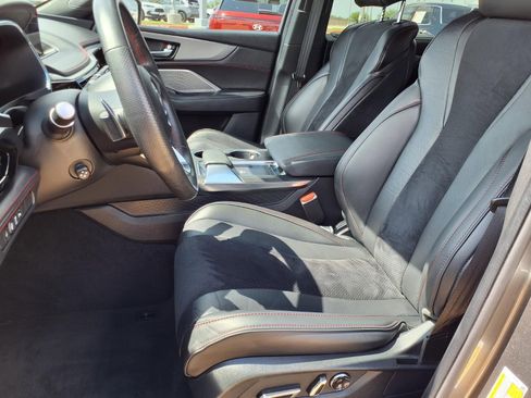 Used 2024 Acura MDX A-Spec image 25