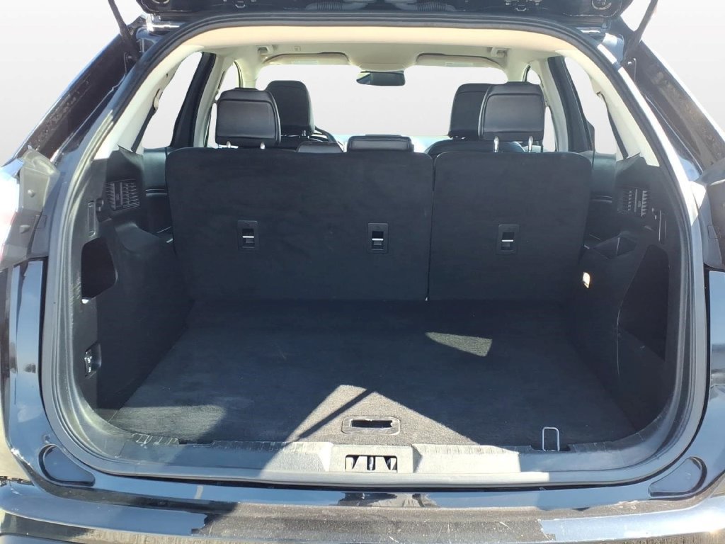 Used 2024 Ford Edge SEL AWD/4WD image 10