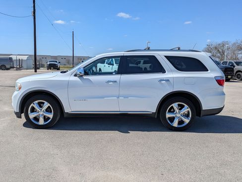 Used 2013 Dodge Durango Citadel w/ Technology Group RWD image 6