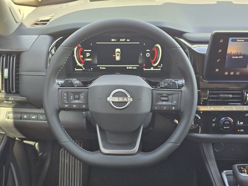 New 2026 Nissan Pathfinder Platinum AWD/4WD image 15