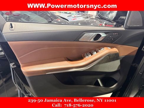 Used 2021 BMW X7 xDrive40i w/ Premium Package AWD/4WD image 56