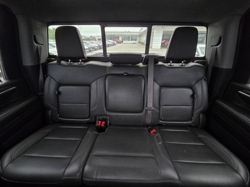 Used 2024 Chevrolet Silverado 2500 LTZ w/ LTZ Convenience Package AWD/4WD image 28