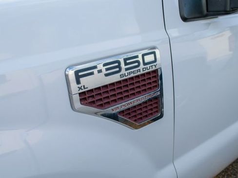 Used 2009 Ford F350 XL image 7