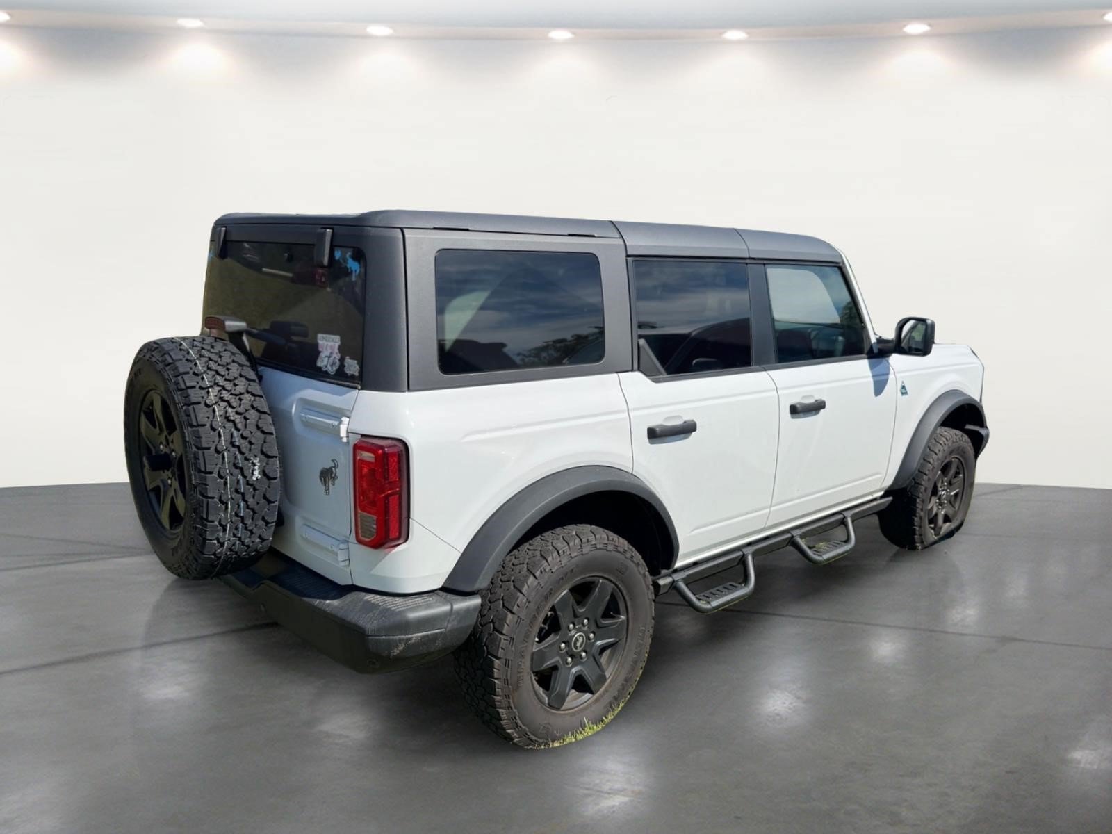Used 2024 Ford Bronco Black Diamond AWD/4WD image 17