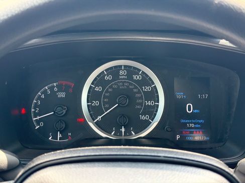 Used 2022 Toyota Corolla LE FWD image 31