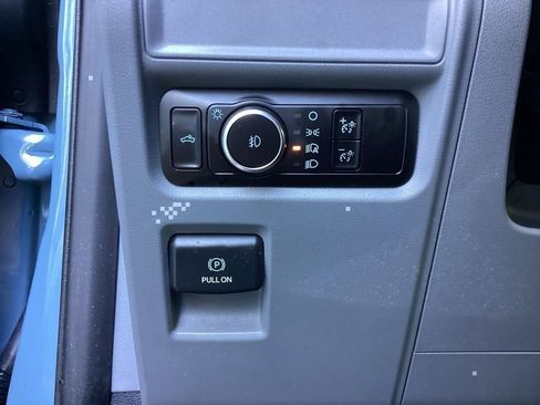 Used 2023 Ford F150 XLT image 58