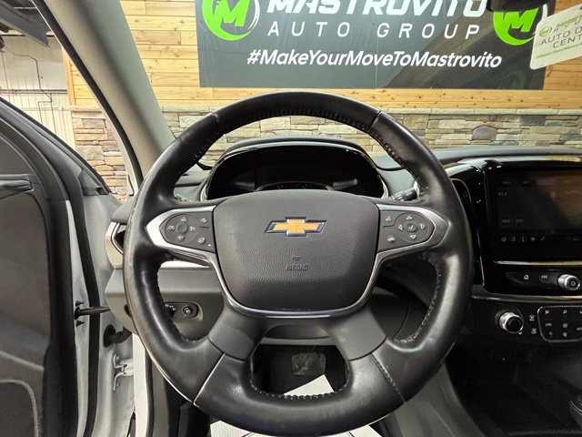 Used 2020 Chevrolet Traverse LT w/ Driver Confidence II Package AWD/4WD image 20