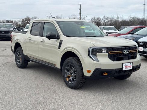 New 2025 Ford Maverick Tremor image 2