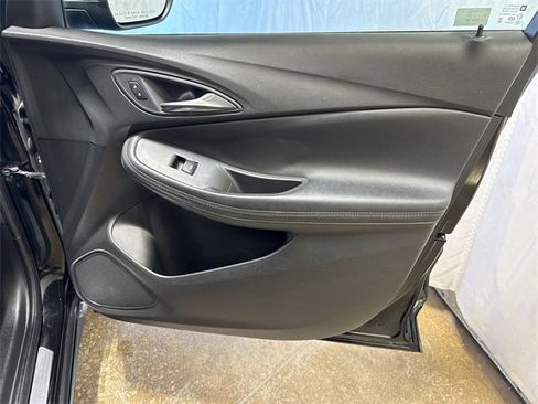 Used 2021 Buick Encore GX Preferred w/ Cold Weather Comfort Package image 25