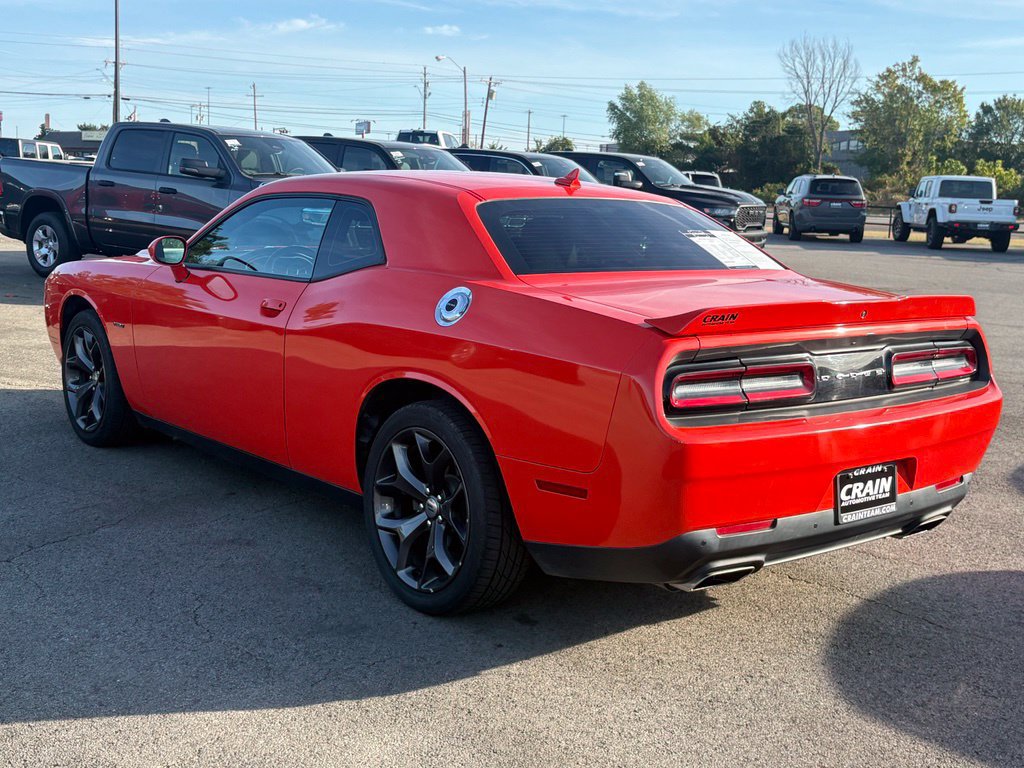 Used 2018 Dodge Challenger R/T Plus RWD image 5