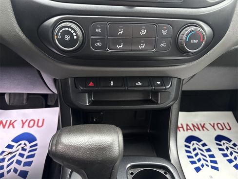 Used 2020 Chevrolet Colorado W/T w/ WT Convenience Package image 20