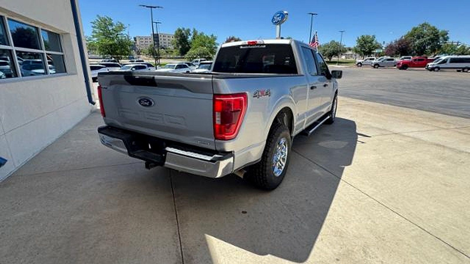 Used 2023 Ford F150 XLT w/ Trailer Tow Package AWD/4WD image 6