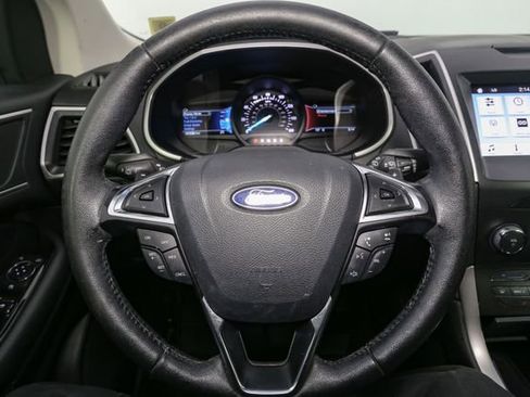 Used 2019 Ford Edge SEL w/ Equipment Group 201A AWD/4WD image 29