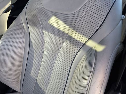 Used 2017 Mercedes-Benz S 550 Sedan w/ Sport Package w/ Sport Package image 12