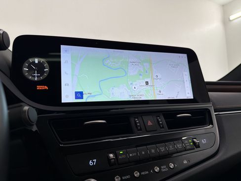 Certified 2025 Lexus ES 350 w/ Premium Package FWD image 22