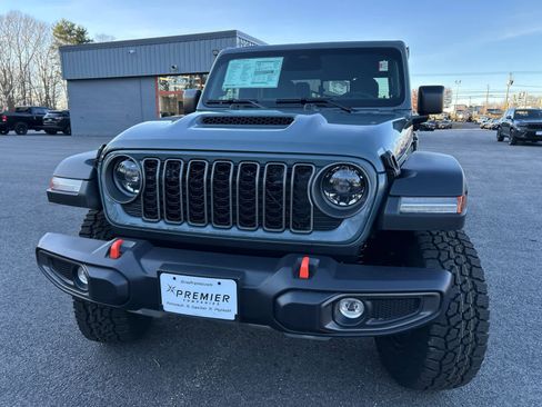 New 2026 Jeep Gladiator Mojave w/ Safety Group image 16
