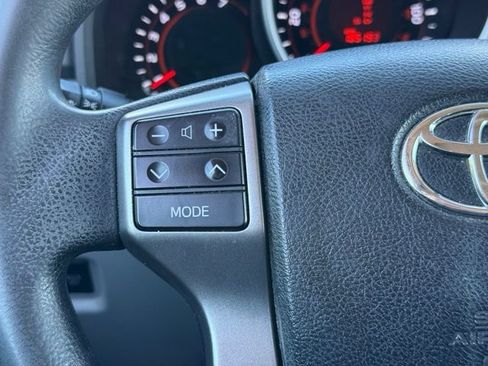 Used 2011 Toyota 4Runner Trail AWD/4WD image 23
