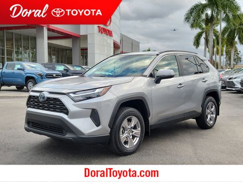 Used 2024 Toyota RAV4 XLE image 1