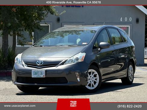 Used 2013 Toyota Prius V Two FWD image 1