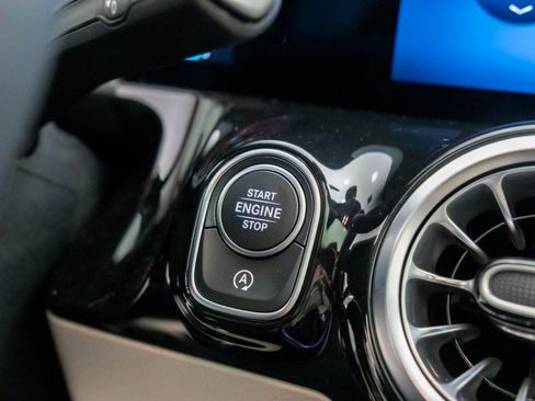 New 2026 Mercedes-Benz GLA 250 GLA 250 image 29