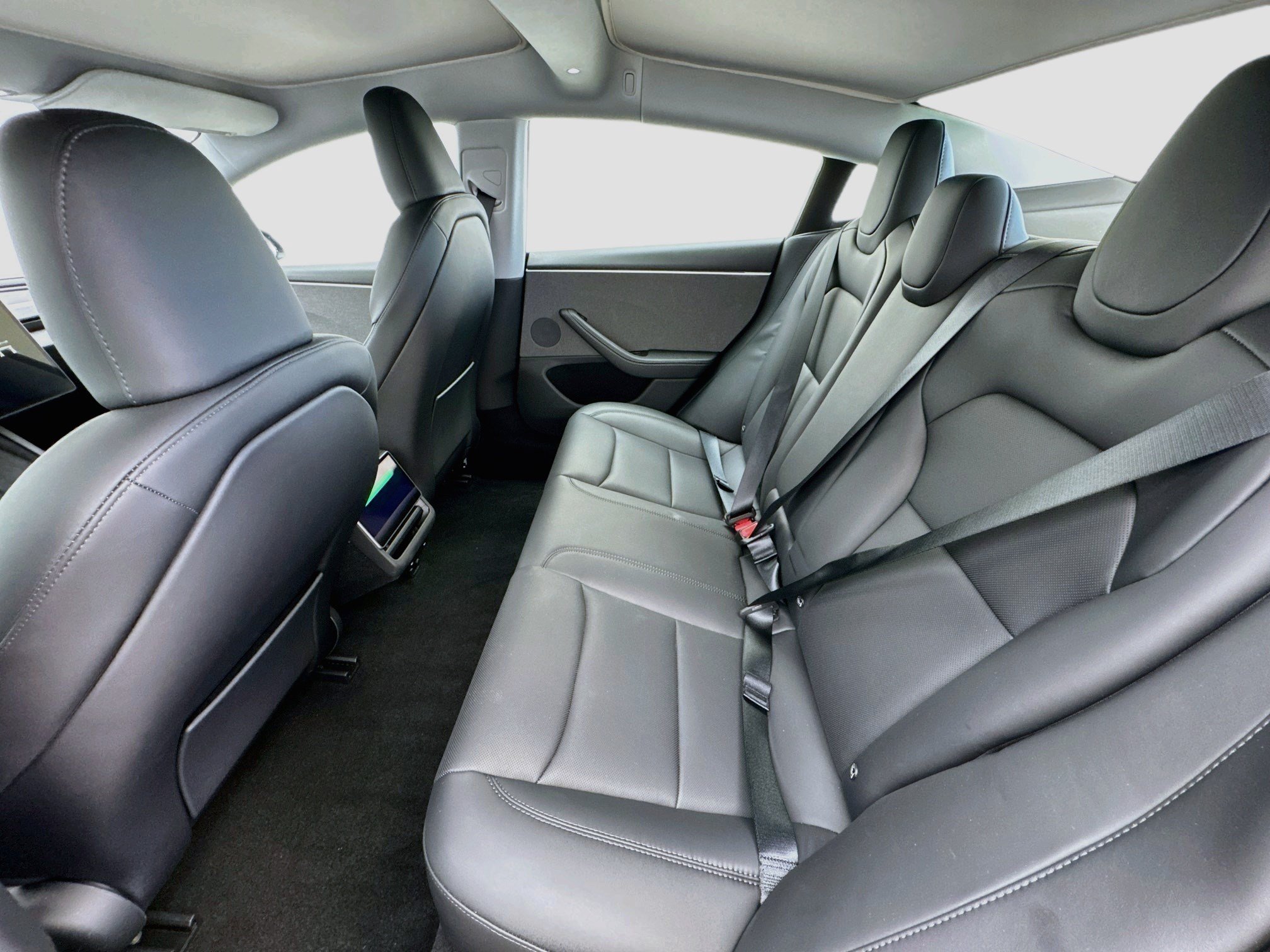 Used 2025 Tesla Model 3 RWD image 15