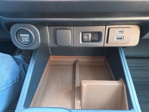 Certified 2023 Ford Maverick Lariat w/ Lariat Luxury Package image 35