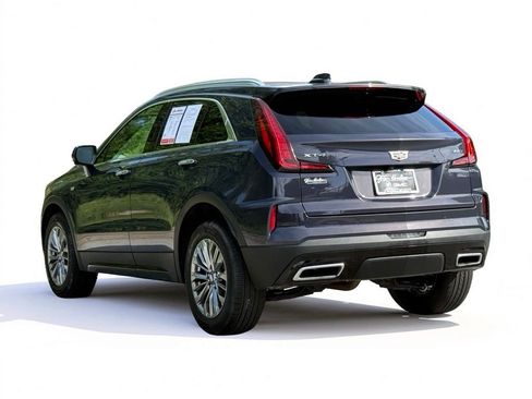 Certified 2025 Cadillac XT4 Premium Luxury FWD image 6
