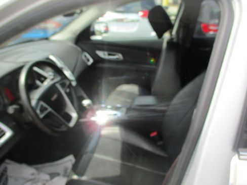 Used 2012 GMC Terrain SLT image 11