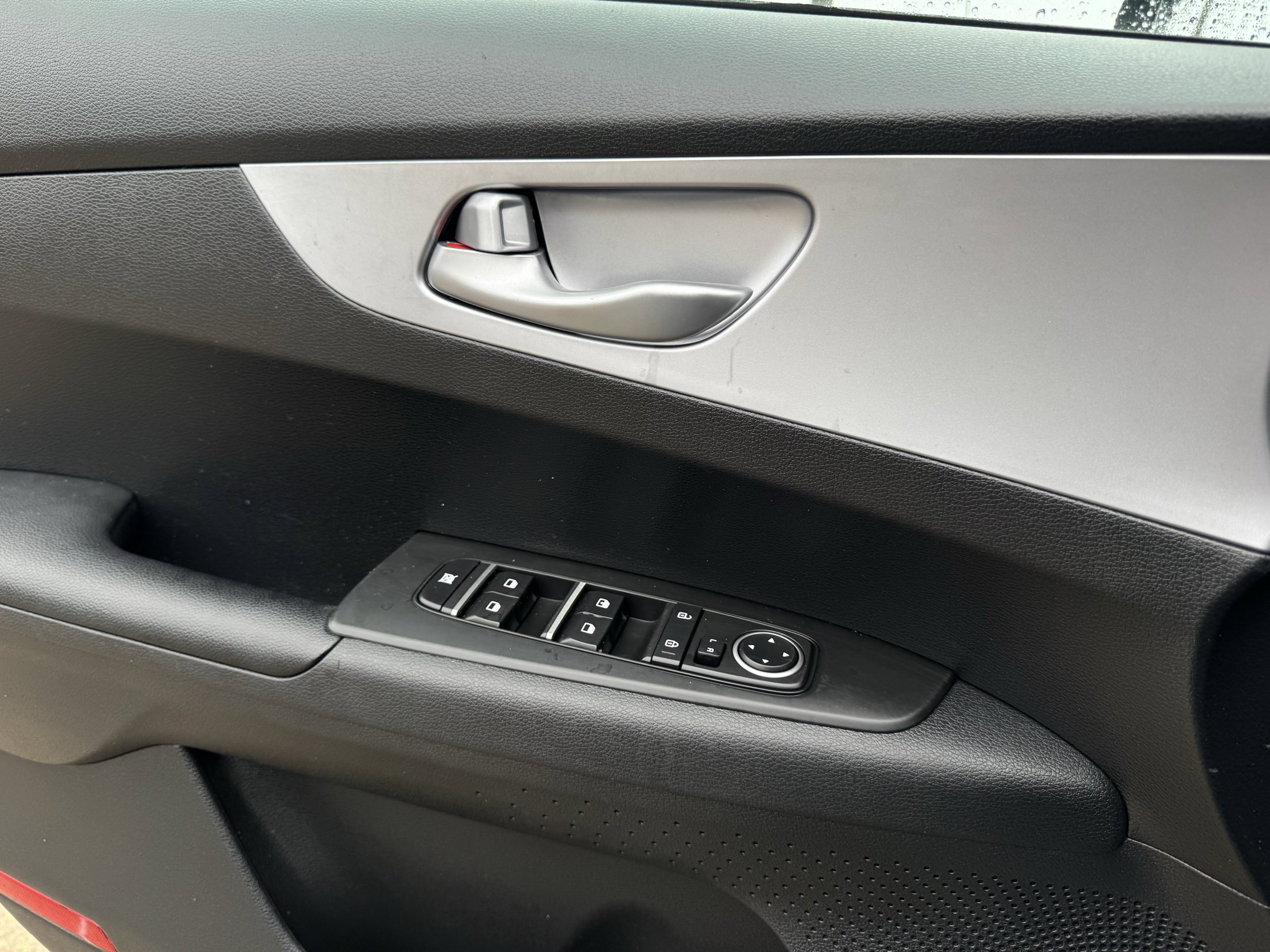 Used 2023 Kia Forte LXS w/ LXS Technology Package FWD image 24