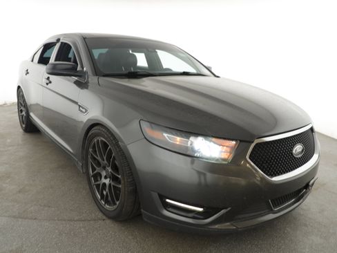 Used 2015 Ford Taurus SHO w/ Equipment Group 401A image 3