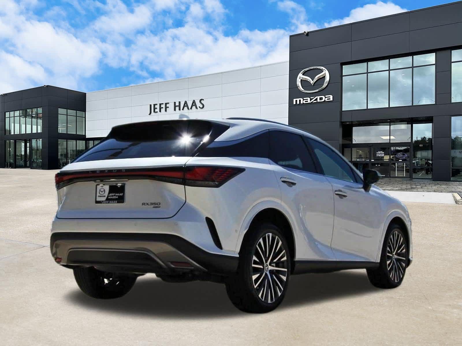 Used 2025 Lexus RX 350 Premium Plus w/ Convenience Package AWD/4WD image 3