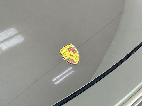 Used 2022 Porsche 911 Carrera w/ Premium Package RWD image 32