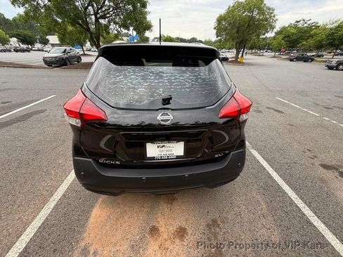 Used 2020 Nissan Kicks SV FWD image 6