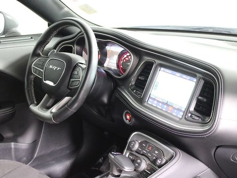 Used 2020 Dodge Challenger SRT Hellcat w/ Plus Package RWD image 12