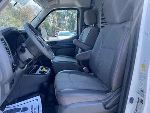 Used 2021 Nissan NV 1500 SV image 8