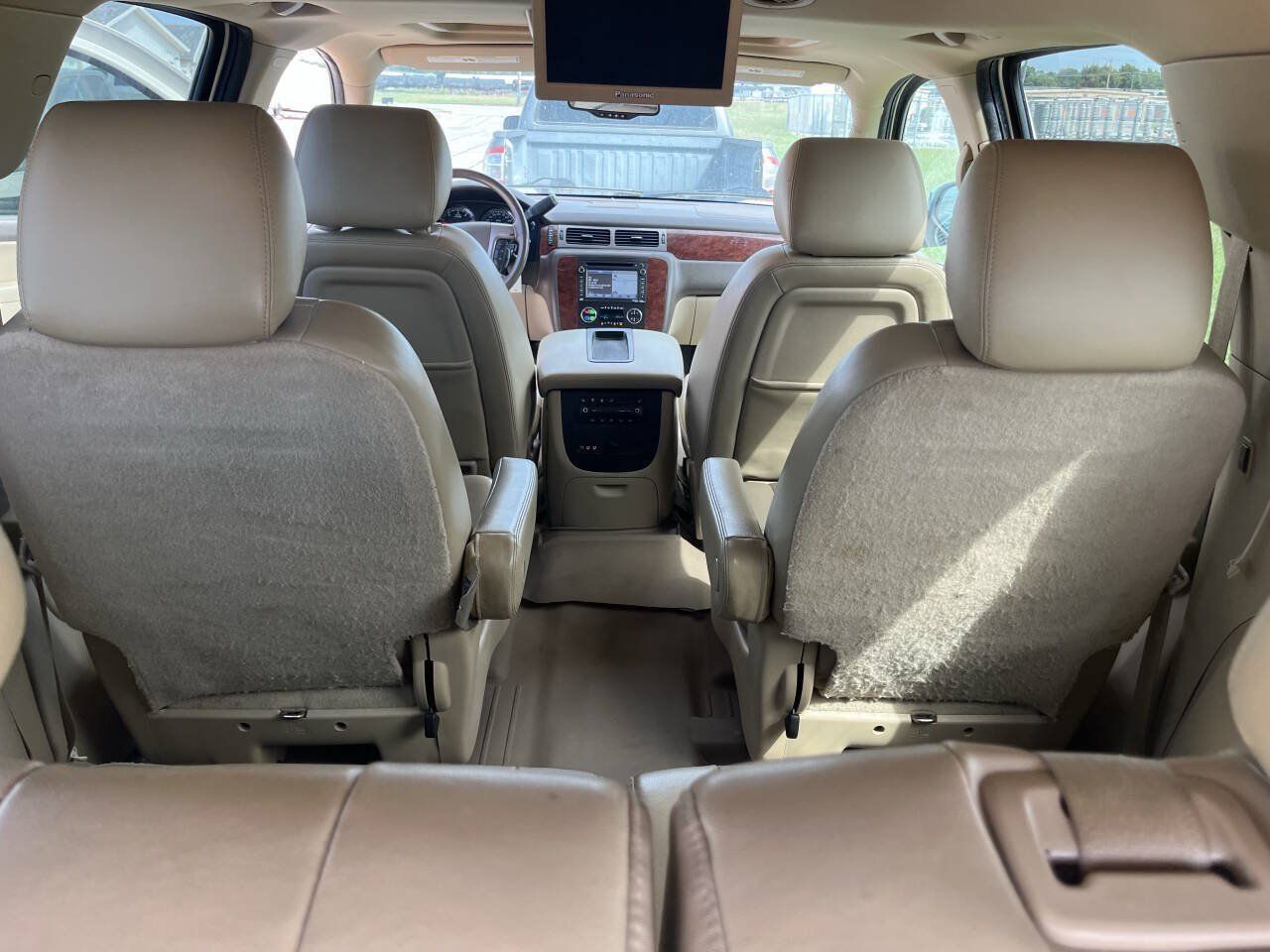 Used 2013 Chevrolet Suburban LTZ AWD/4WD image 29