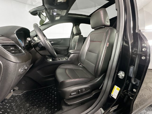 Used 2024 Chevrolet Equinox RS w/ RS Leather Package AWD/4WD image 4